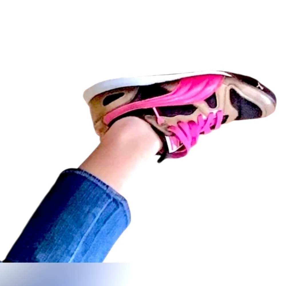 PUMA -limited edition Pink and Gold  Sneakers with Color Blocking Design